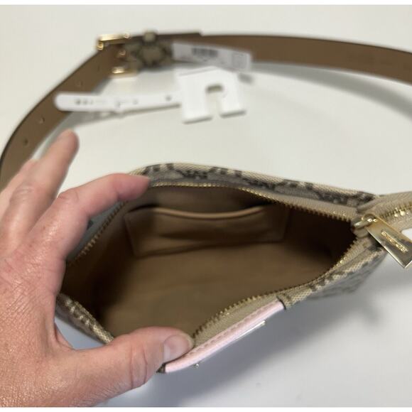 Michael Kors Fanny Pack Logo Waist Belt Bag Pink 556137 Womens S/M - Picture 4 of 6